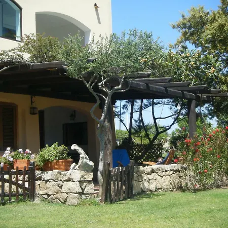 Holiday Surrounded By Greenery Near The Port Holiday home